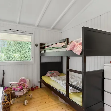 3 Bedroom Lovely In 別荘 Melby