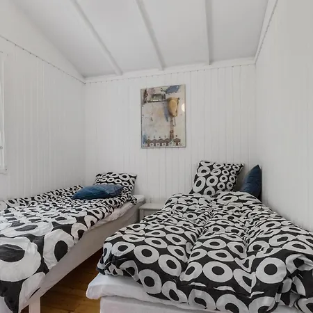 3 Bedroom Lovely In *