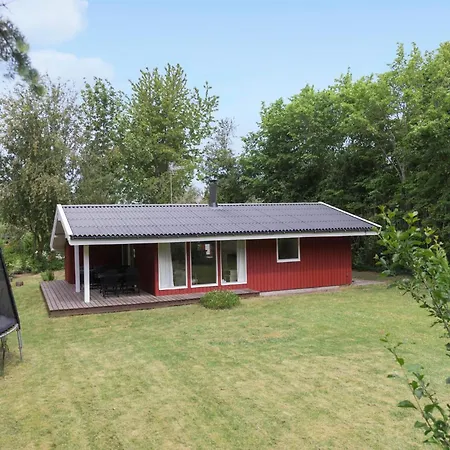 3 Bedroom Lovely In Melby